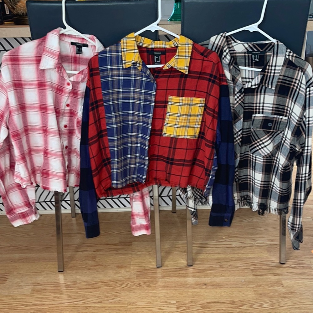 Set of 3 Forever 21 button down Flannel Crop LS tops raw hem